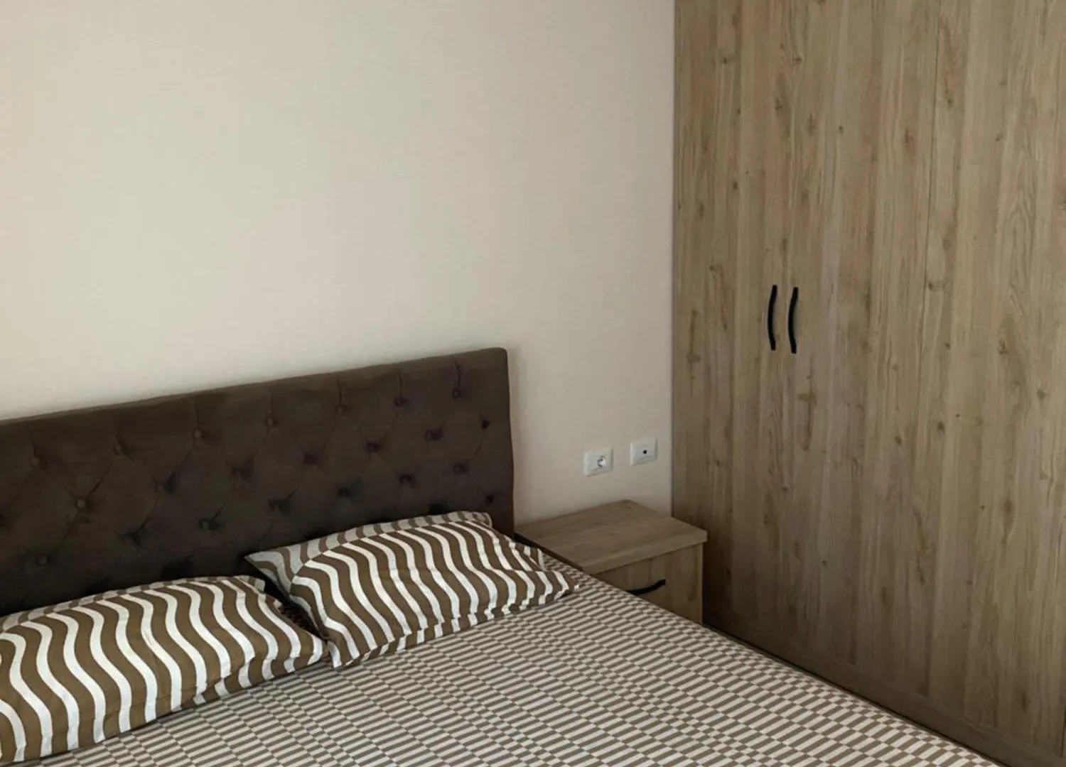 Kam Apartments Vlorë 0*,